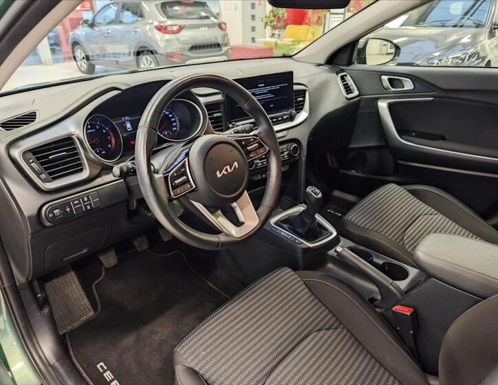 KIA Ceed 10