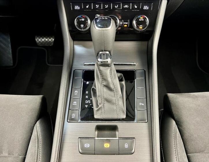Škoda Superb 23