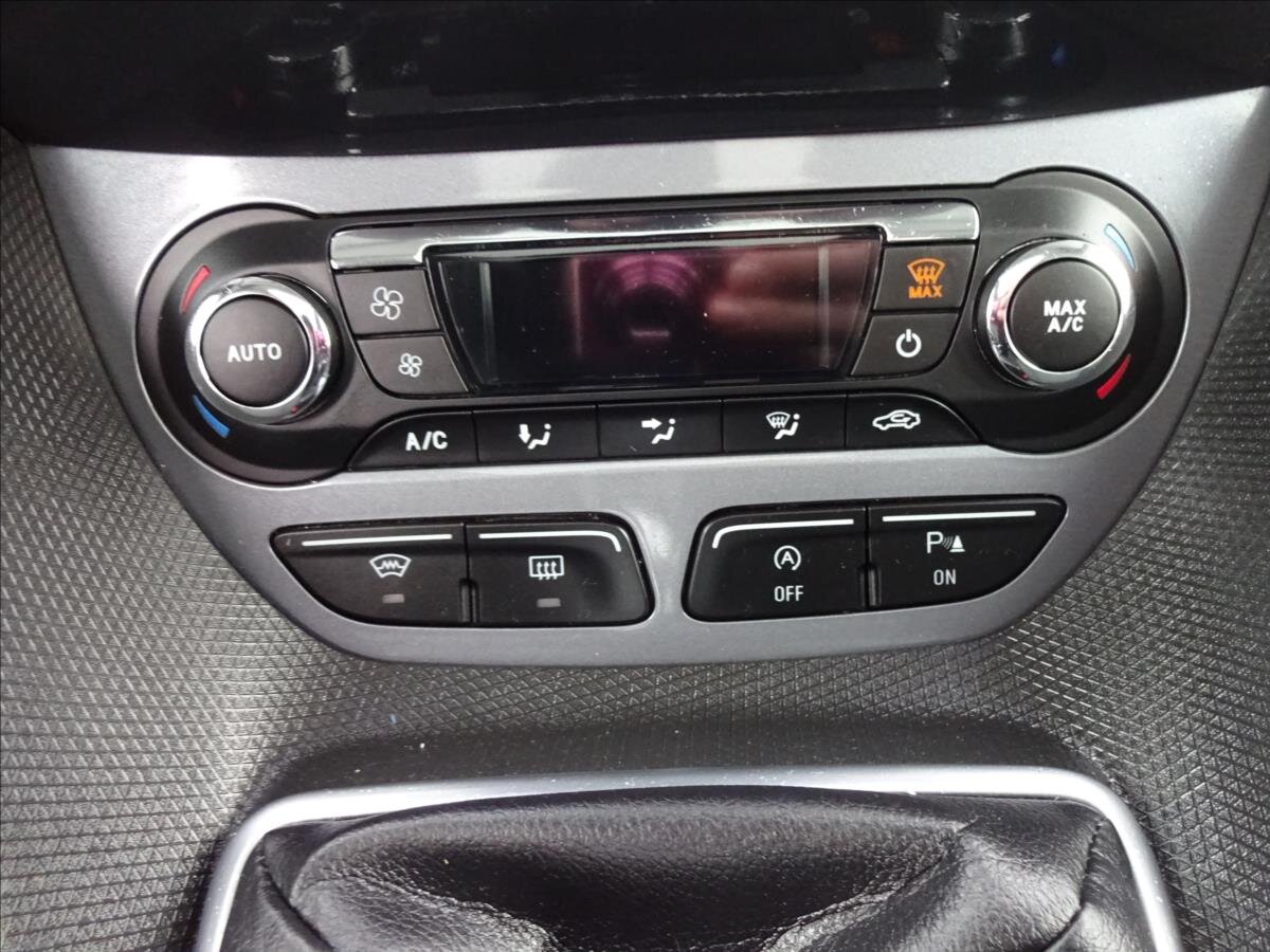 Ford Tourneo Connect MPV 998,0 74 kw