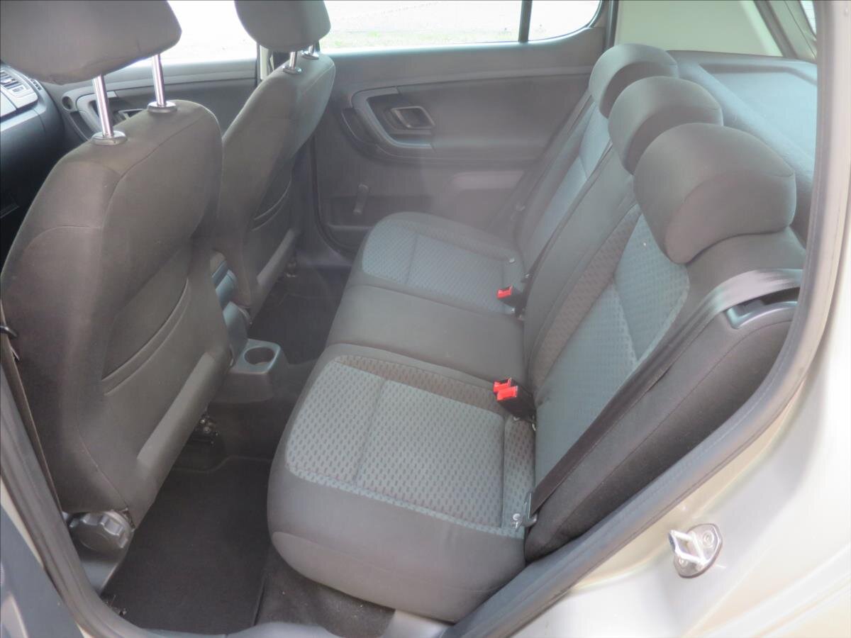 Škoda Fabia Hatchback 1,2 l 63 kw