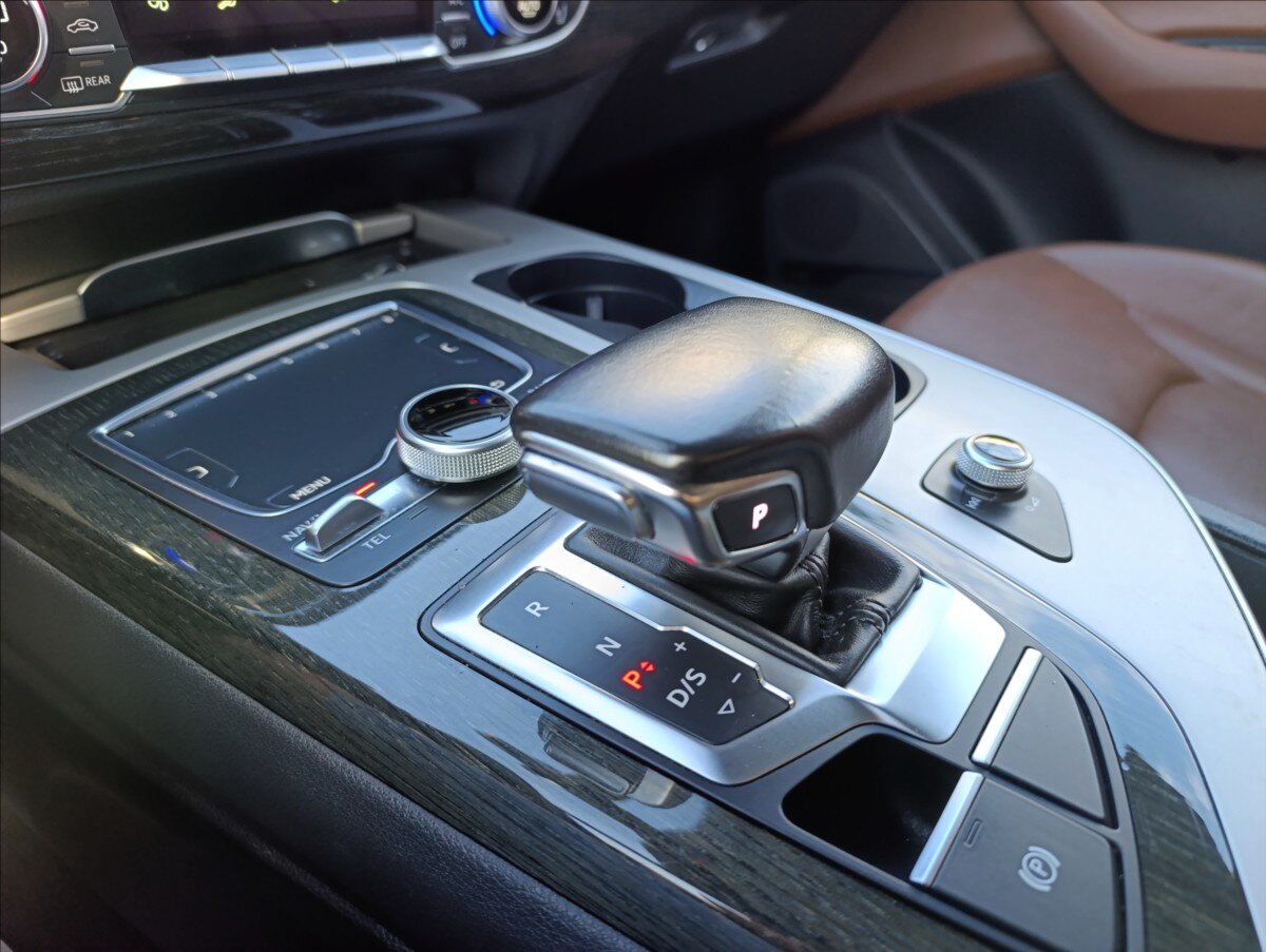 Audi Q7 SUV / Terénní 3,0 l 245 kw