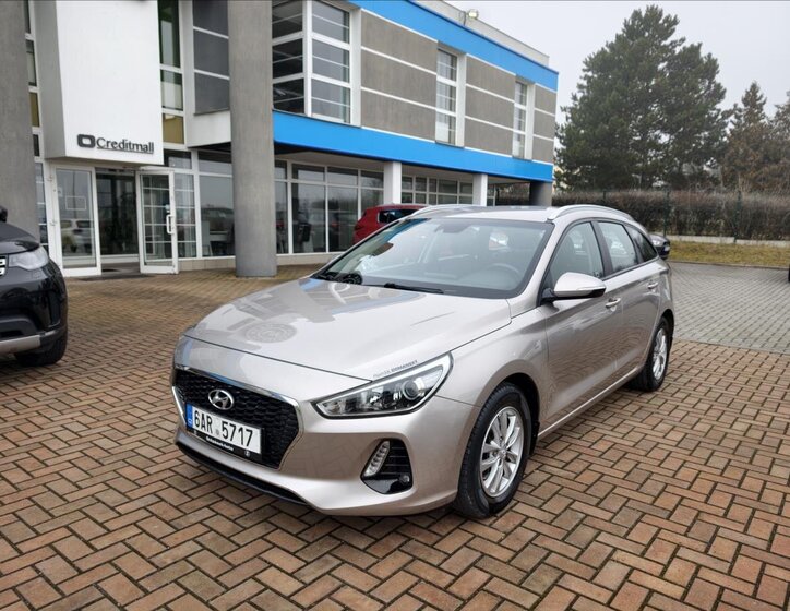 Hyundai i30 Kombi 998,0 88 kw