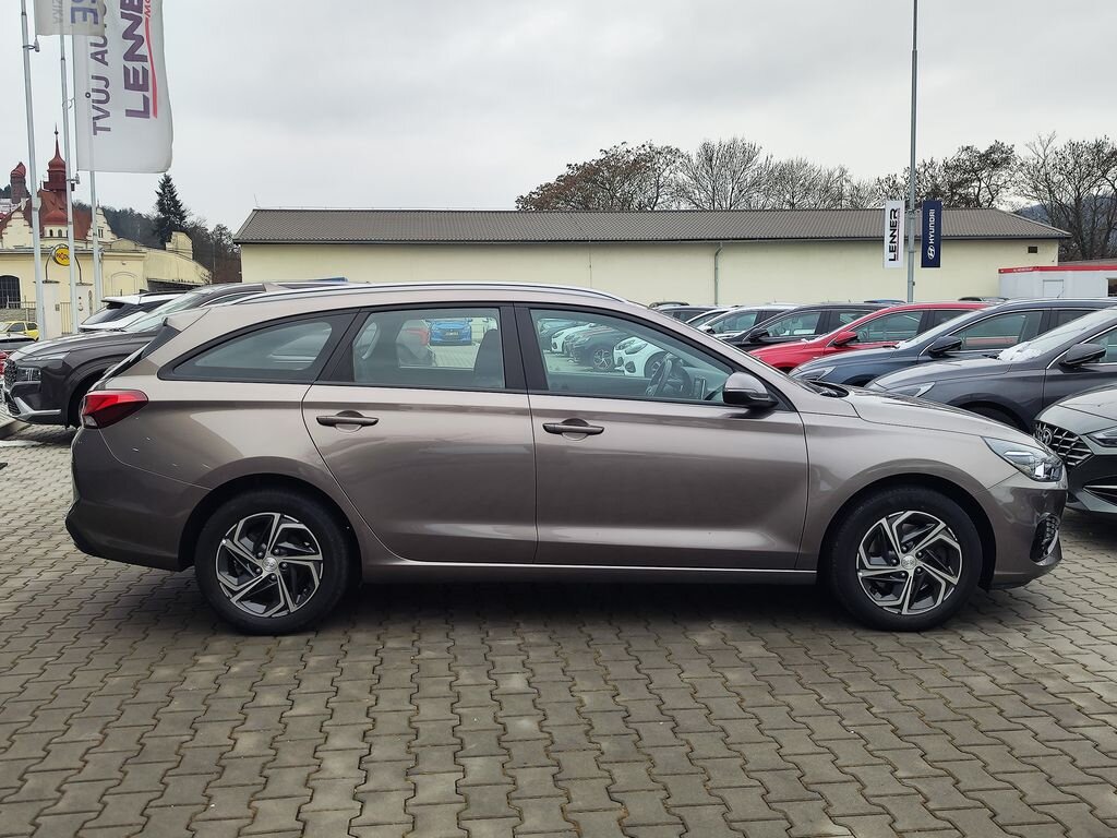 Hyundai i30 Kombi 1,5 l 81 kw