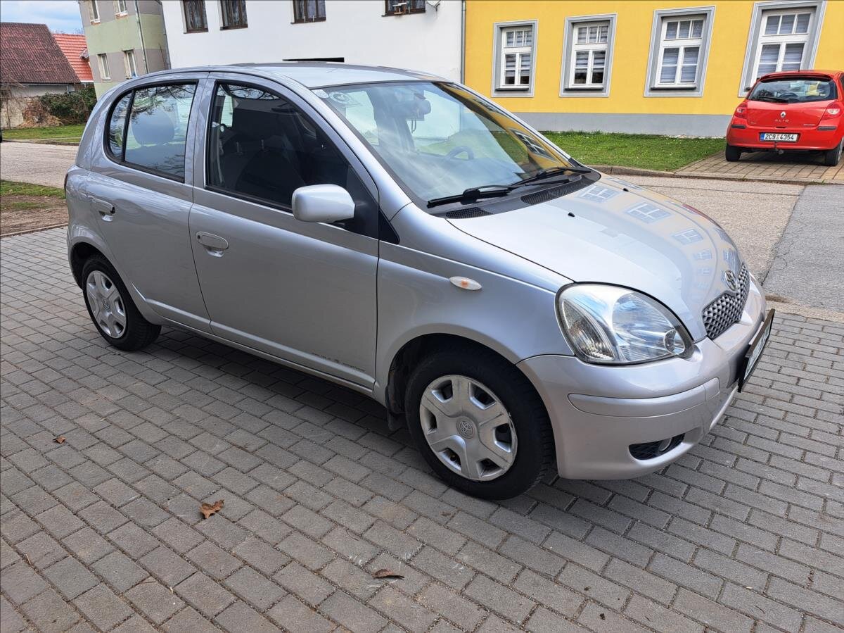 Toyota Yaris Hatchback 1,4 l 55 kw