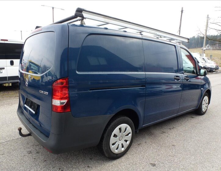 Mercedes-Benz Vito 7