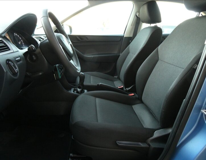 Škoda Rapid Sedan / Limuzína 1,2 l 66 kw