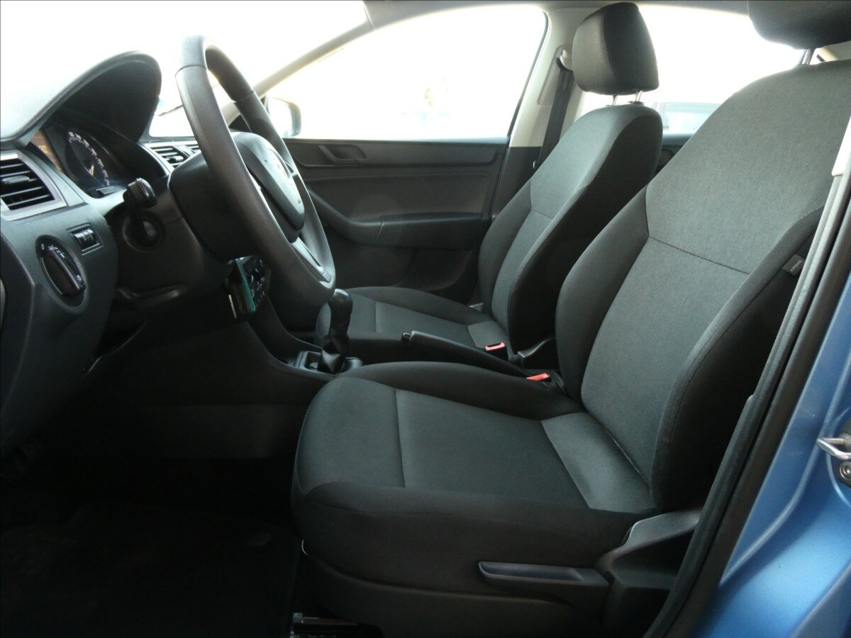 Škoda Rapid Sedan / Limuzína 1,2 l 66 kw