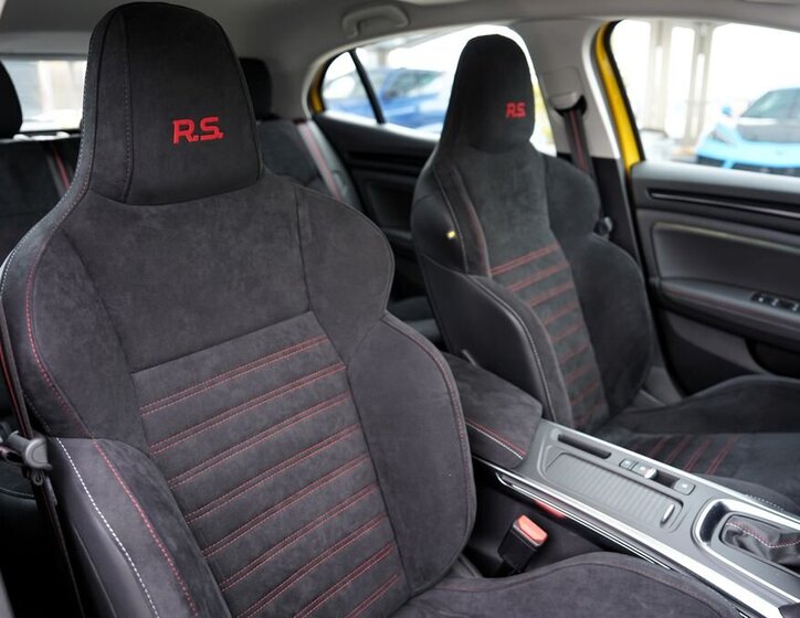 Renault Mégane Hatchback 1,8 l 221 kw