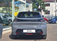 Peugeot 208 6