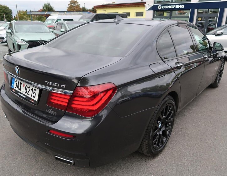 BMW Řada 7 3