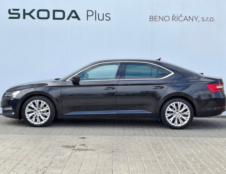 Škoda Superb Sedan / Limuzína 2,0 l 110 kw