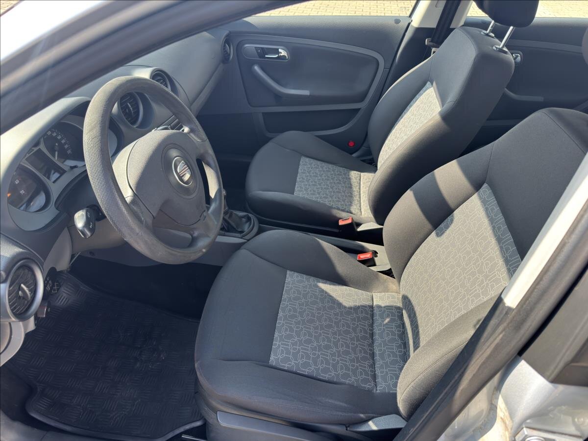 Seat Cordoba Sedan / Limuzína 1,4 l 63 kw