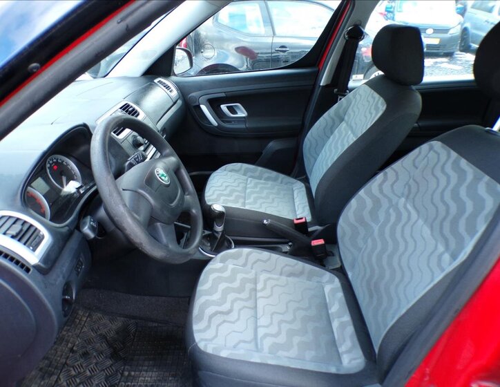 Škoda Roomster Kombi 1,4 l 63 kw