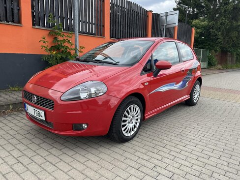 Fiat Grande Punto Hatchback 1,4 l 70 kw