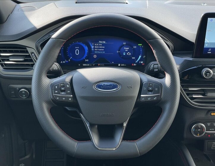 Ford Kuga SUV / Terénní 2,5 l 112 kw