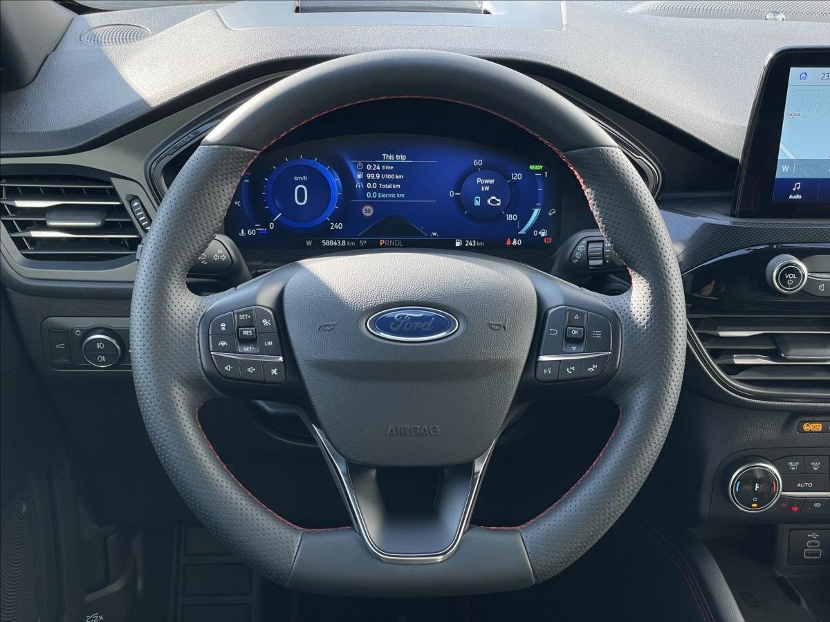 Ford Kuga SUV / Terénní 2,5 l 112 kw