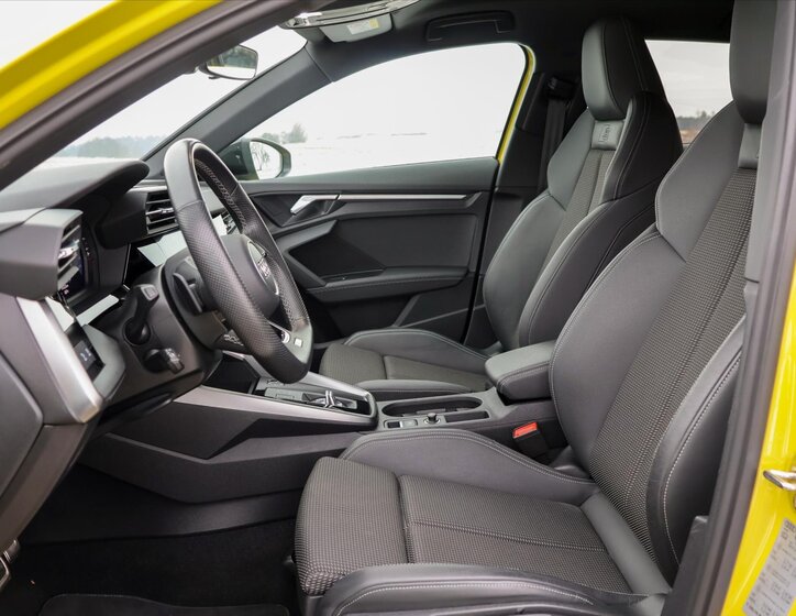 Audi S3 Hatchback 2,0 l 228 kw