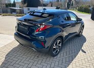 Toyota C-HR SUV / Terénní 2,0 l 112 kw