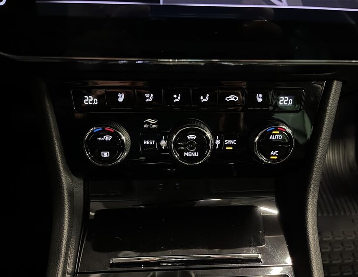 Škoda Superb Liftback 2,0 l 206 kw