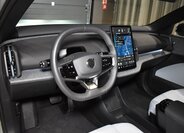 Volvo EX30 SUV / Terénní 0,0 315 kw