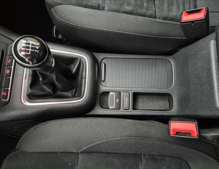 Volkswagen Tiguan SUV / Terénní 2,0 l 103 kw