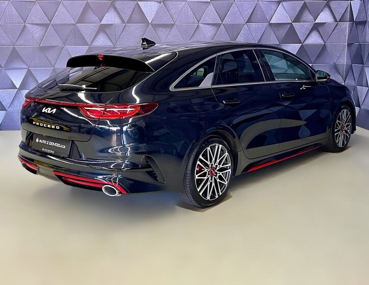 KIA Pro_Ceed Hatchback 1,6 l 150 kw