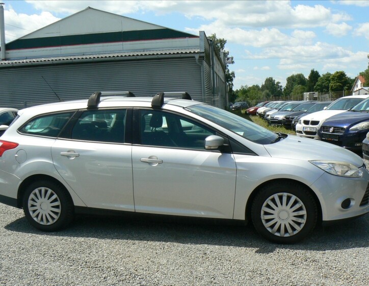 Ford Focus 7