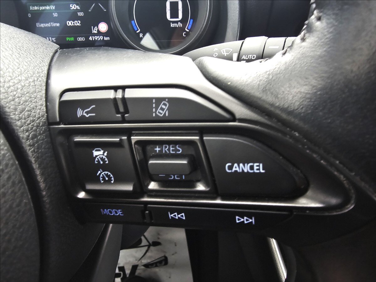 Toyota Yaris Hatchback 1,5 l 68 kw