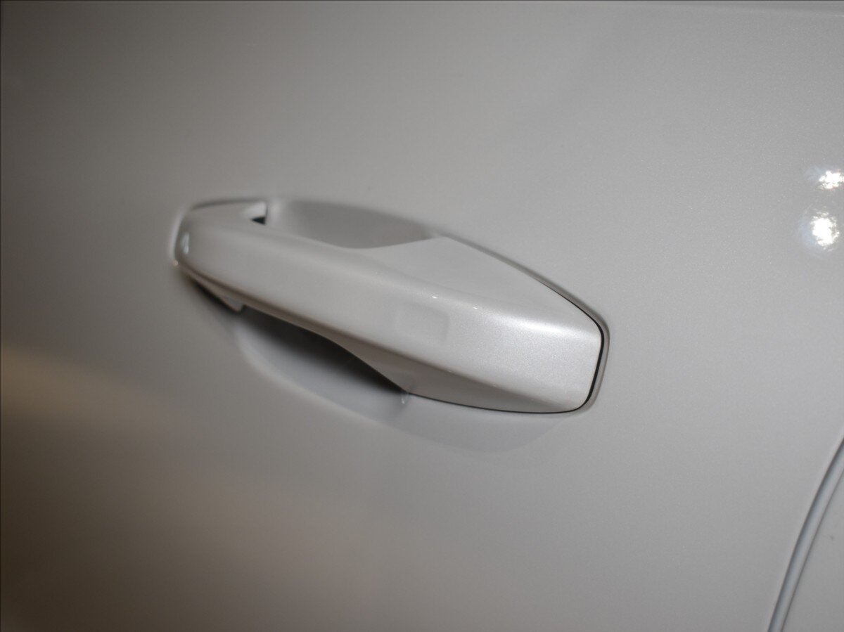 Volvo V60 Kombi 2,0 l 228 kw