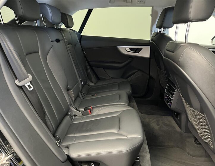 Audi Q8 SUV 3,0 l 250 kw