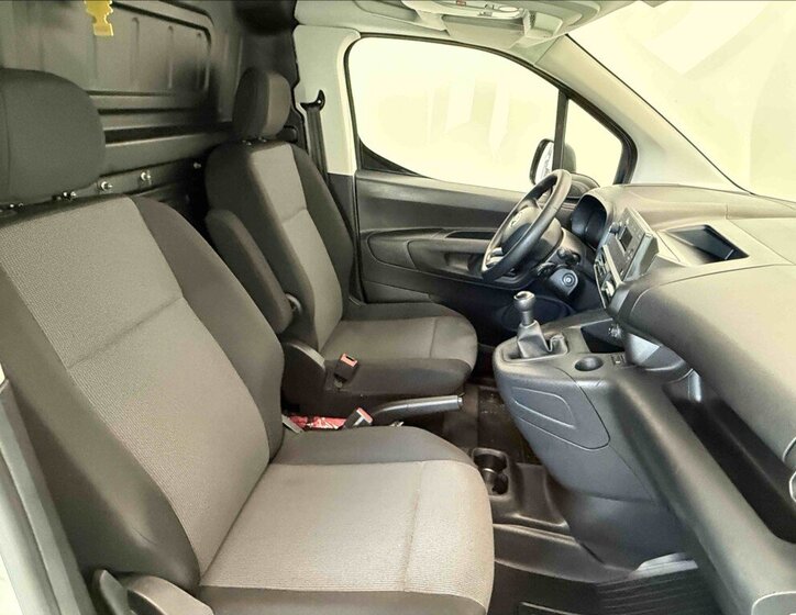 Toyota ProAce City VAN-Minibus 1,5 l 75 kw