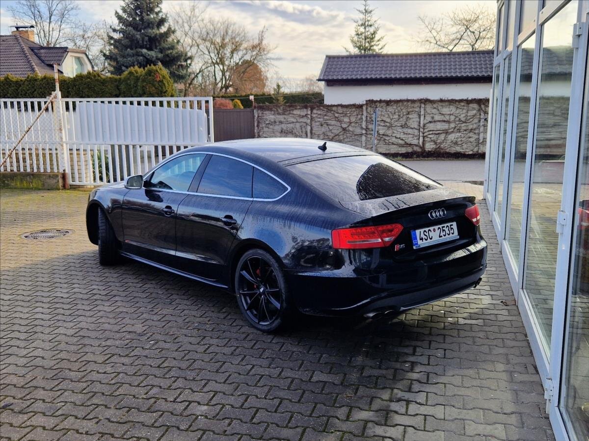 Audi S5 Sedan / Limuzína 3,0 l 245 kw