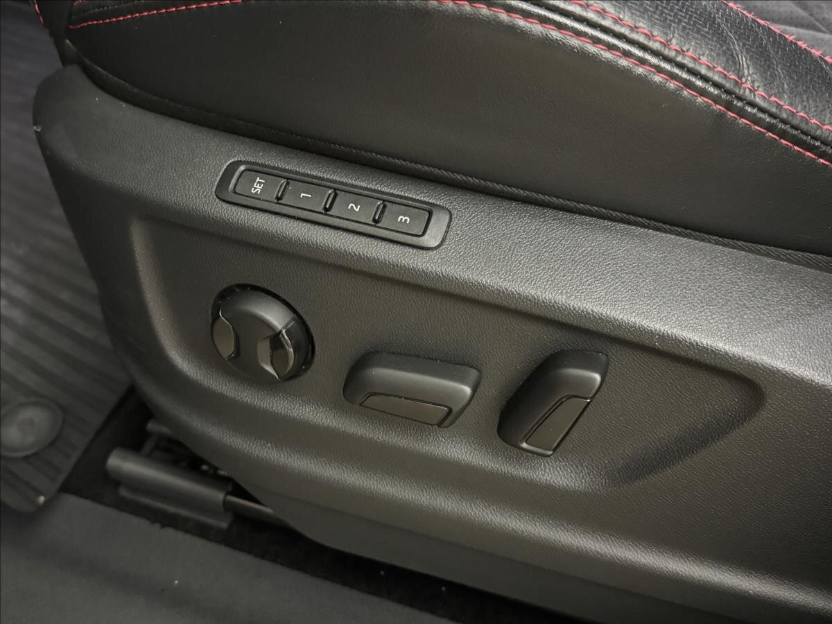 Škoda Kodiaq SUV / Terénní 2,0 l 176 kw