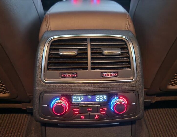 Audi A6 Allroad Kombi 3,0 l 235 kw