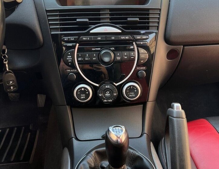 Mazda RX-8 Sedan / Limuzína 0,0 141 kw