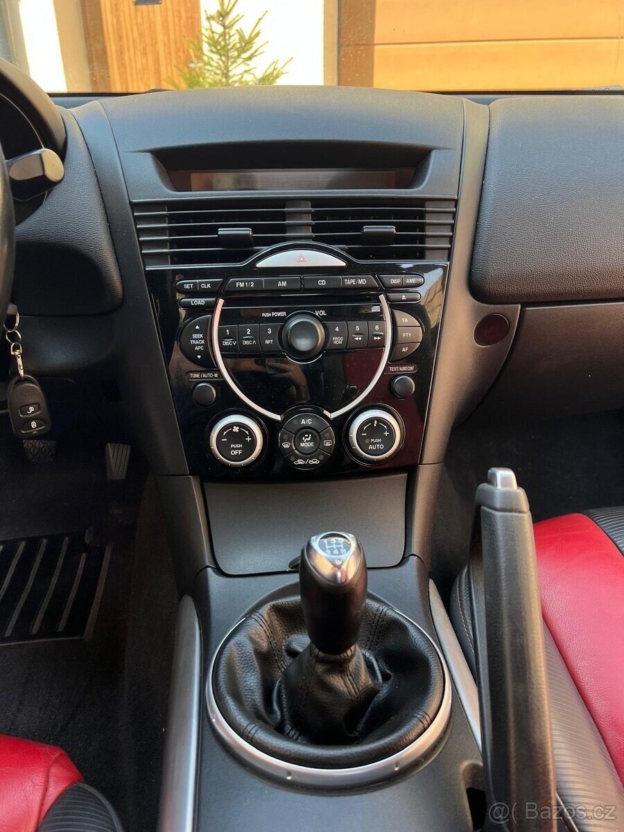 Mazda RX-8 Sedan / Limuzína 0,0 141 kw