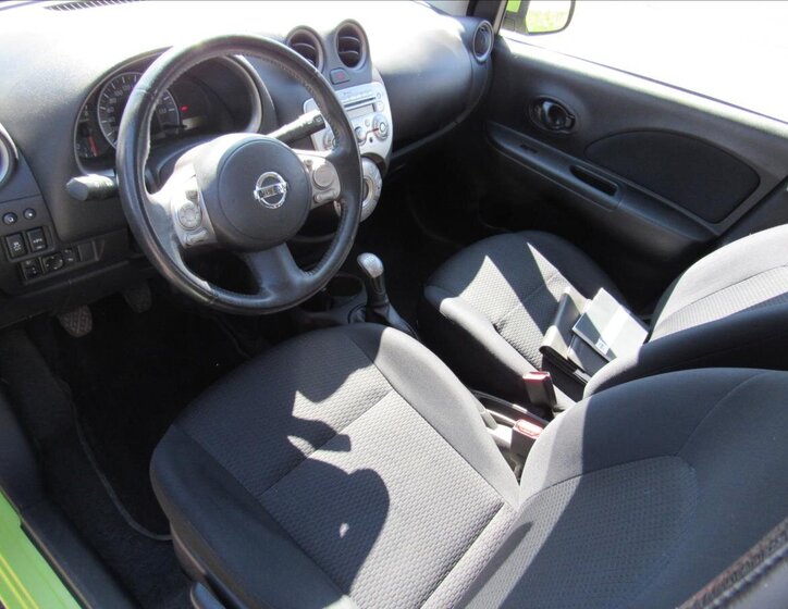 Nissan Micra Hatchback 1,2 l 59 kw