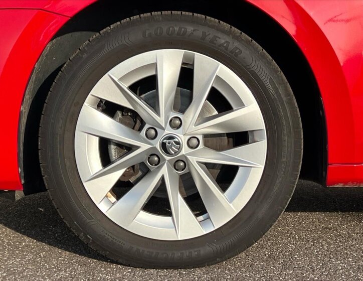 Škoda Octavia Kombi 1,5 l 96 kw