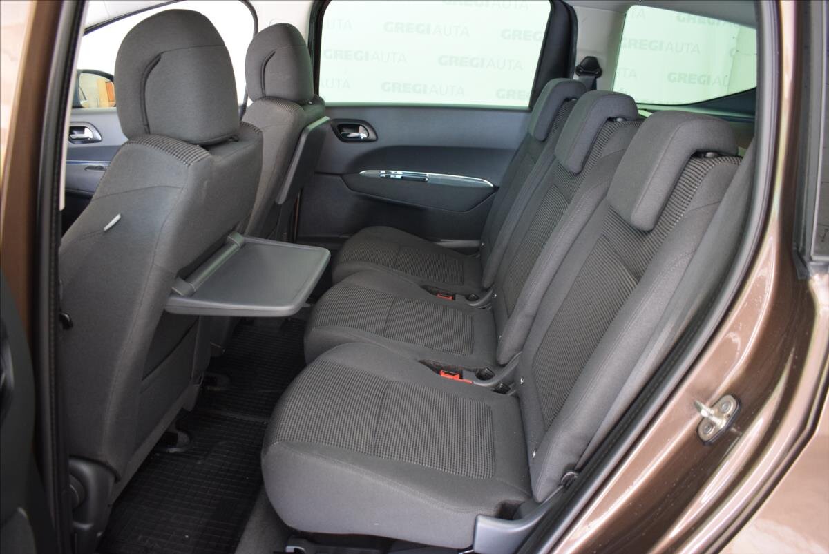 Peugeot 5008 MPV 1,6 l 88 kw