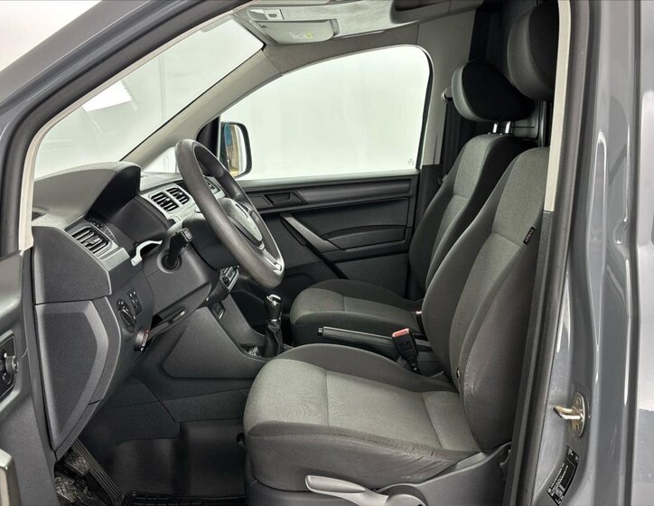 Volkswagen Caddy Skříň 2,0 l 90 kw