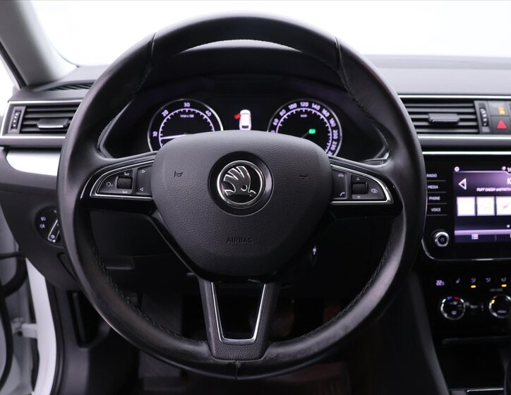 Škoda Superb Kombi 2,0 l 110 kw