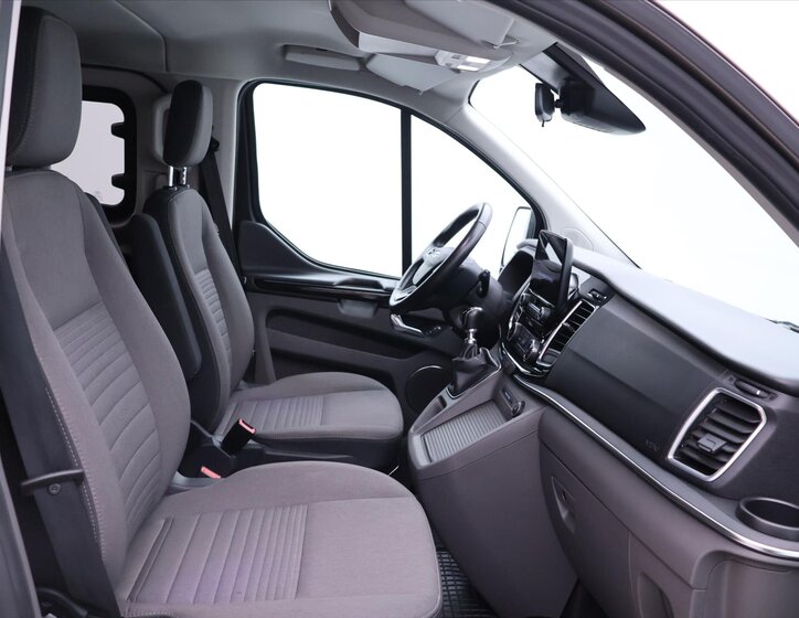 Ford Tourneo Custom Kombi 2,0 l 125 kw