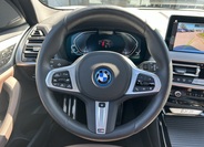 BMW iX3 14