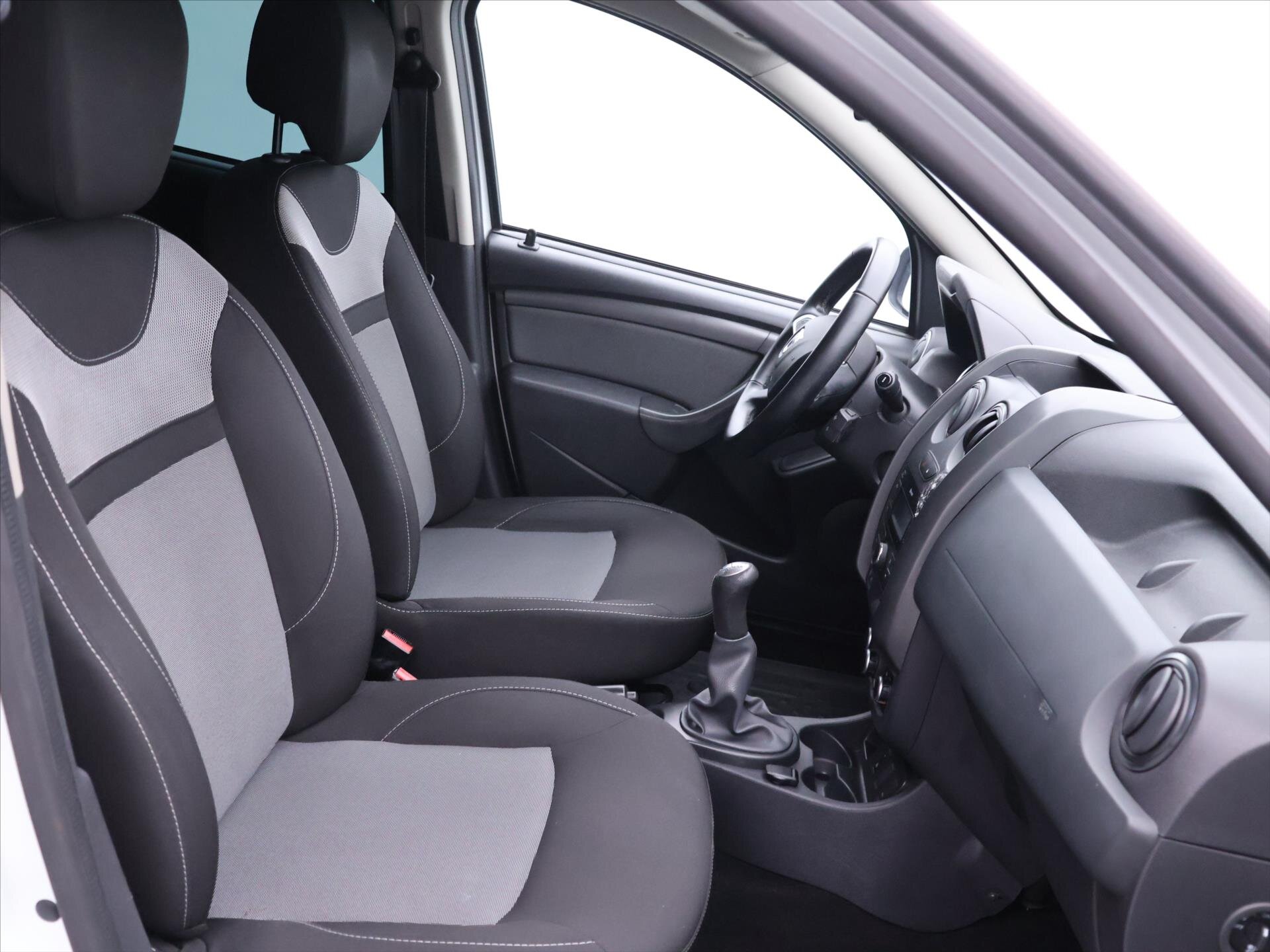 Dacia Duster SUV 1,6 l 84 kw