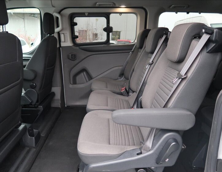 Ford Tourneo Custom Ostatní 2,0 l 96 kw