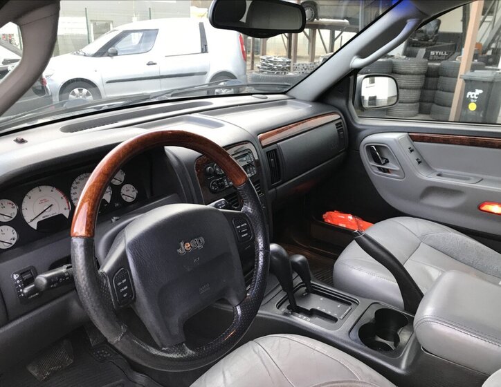 Jeep Grand Cherokee Ostatní 2,7 l 120 kw