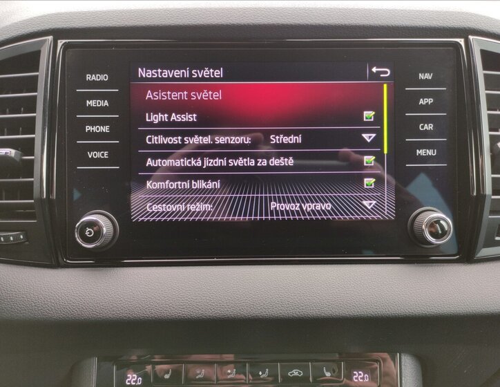 Škoda Karoq SUV / Terénní 1,5 l 110 kw