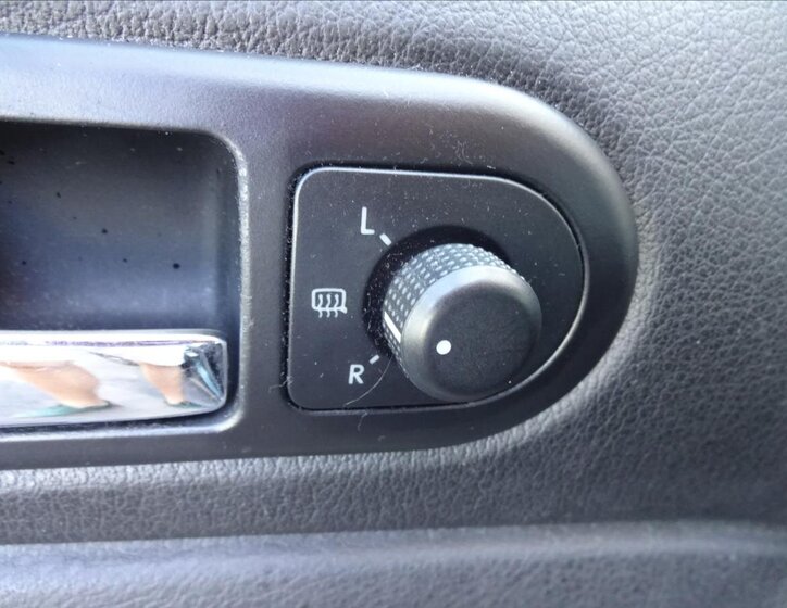 Volkswagen Passat Sedan 1,6 l 75 kw