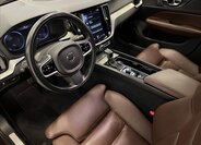 Volvo V60 Kombi 2,0 l 184 kw