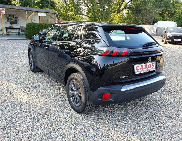 Peugeot 2008 5